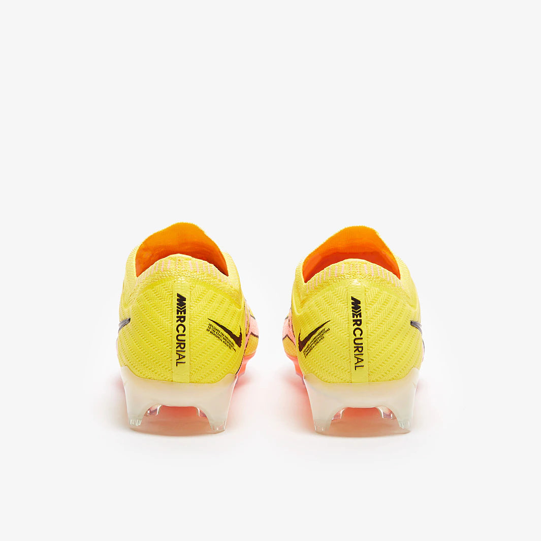 Nike Air Zoom Mercurial Vapor 15 Lucent FG - SoccerSole