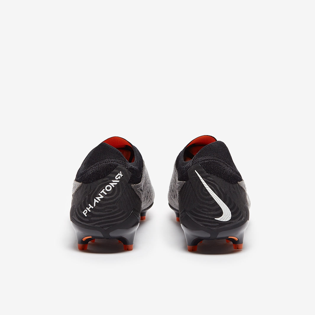 Nike Phantom GX Black Pack FG - SoccerSole