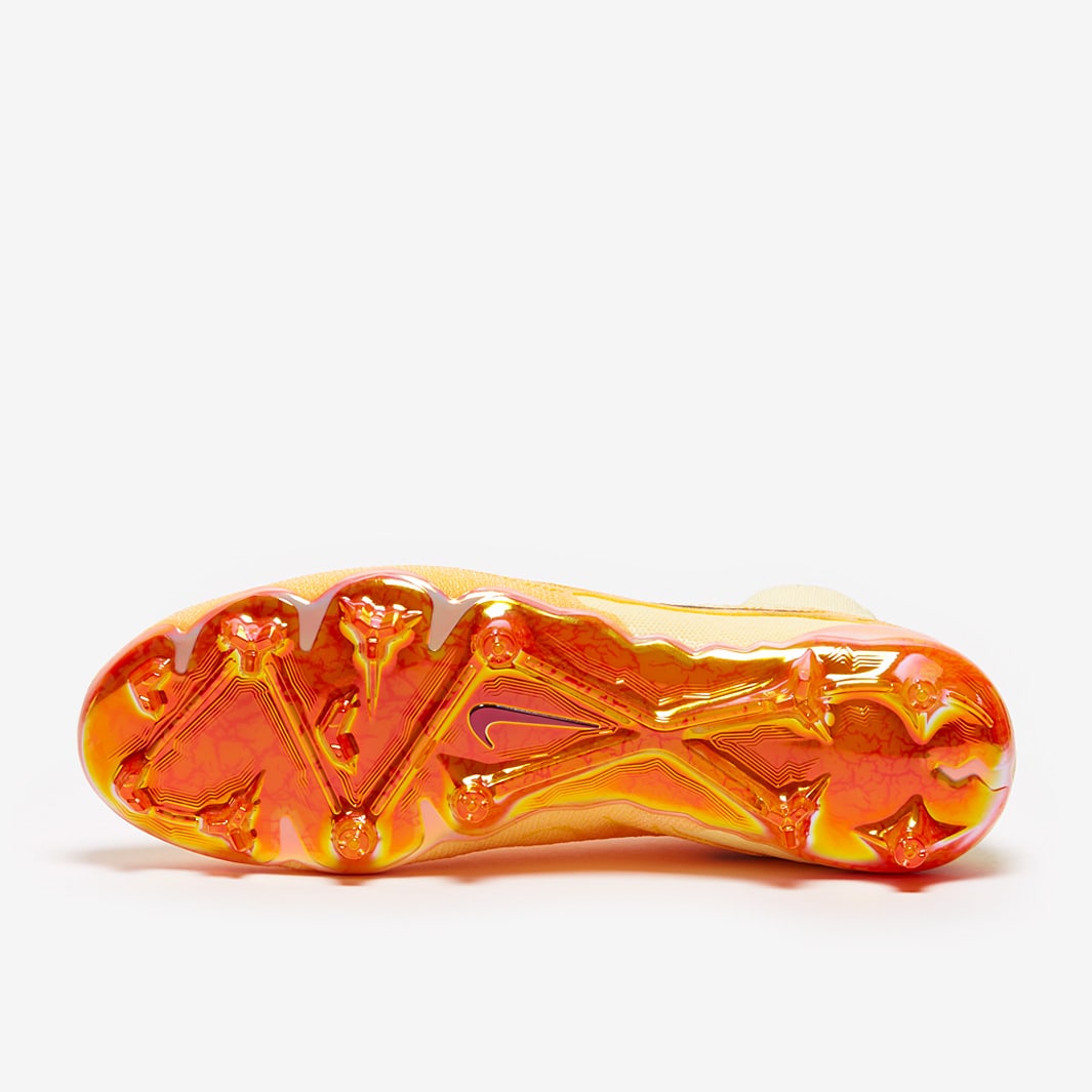 Nike Phantom GX DF FG-HIGH - SoccerSole