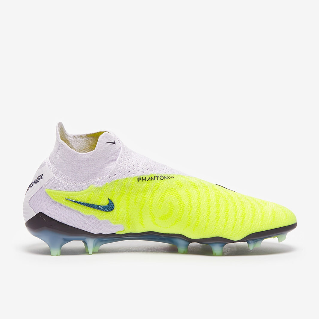 Nike Phantom GX FG 2 - HIGH - SoccerSole