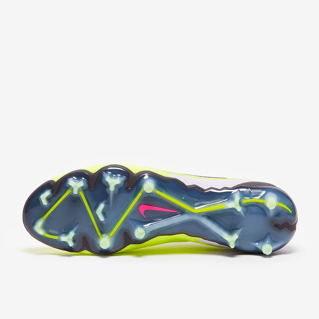 Nike Phantom GX FG 2 - SoccerSole