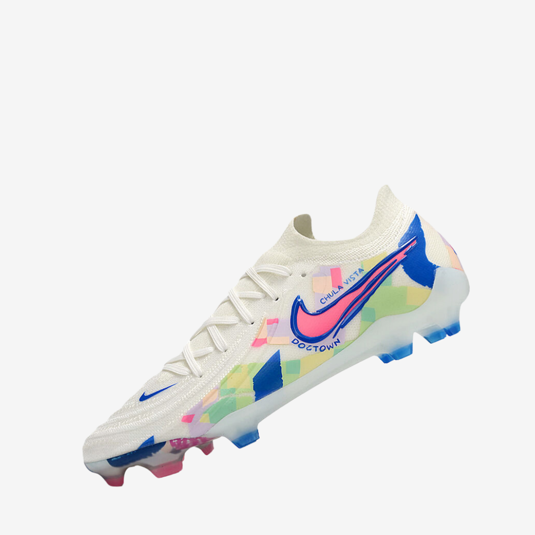 Nike Phantom Luna 2 Elite FG - SoccerSole