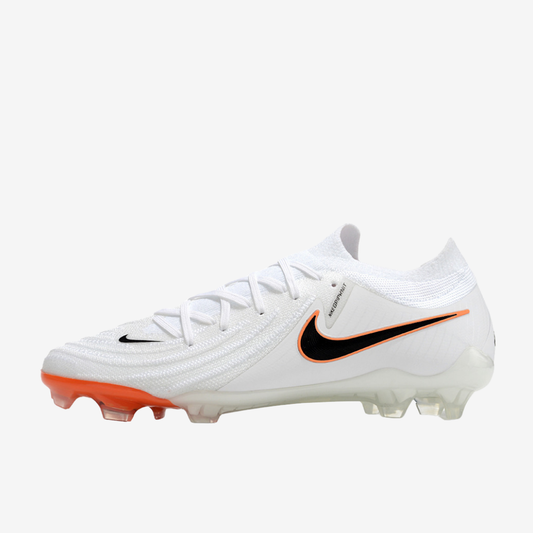 Nike Phantom Luna 2 Elite FG white - SoccerSole